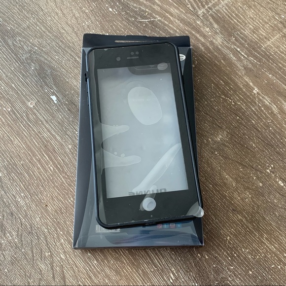 Ounne waterproof iPhone 7+/8+ phone case never used - Picture 2 of 2